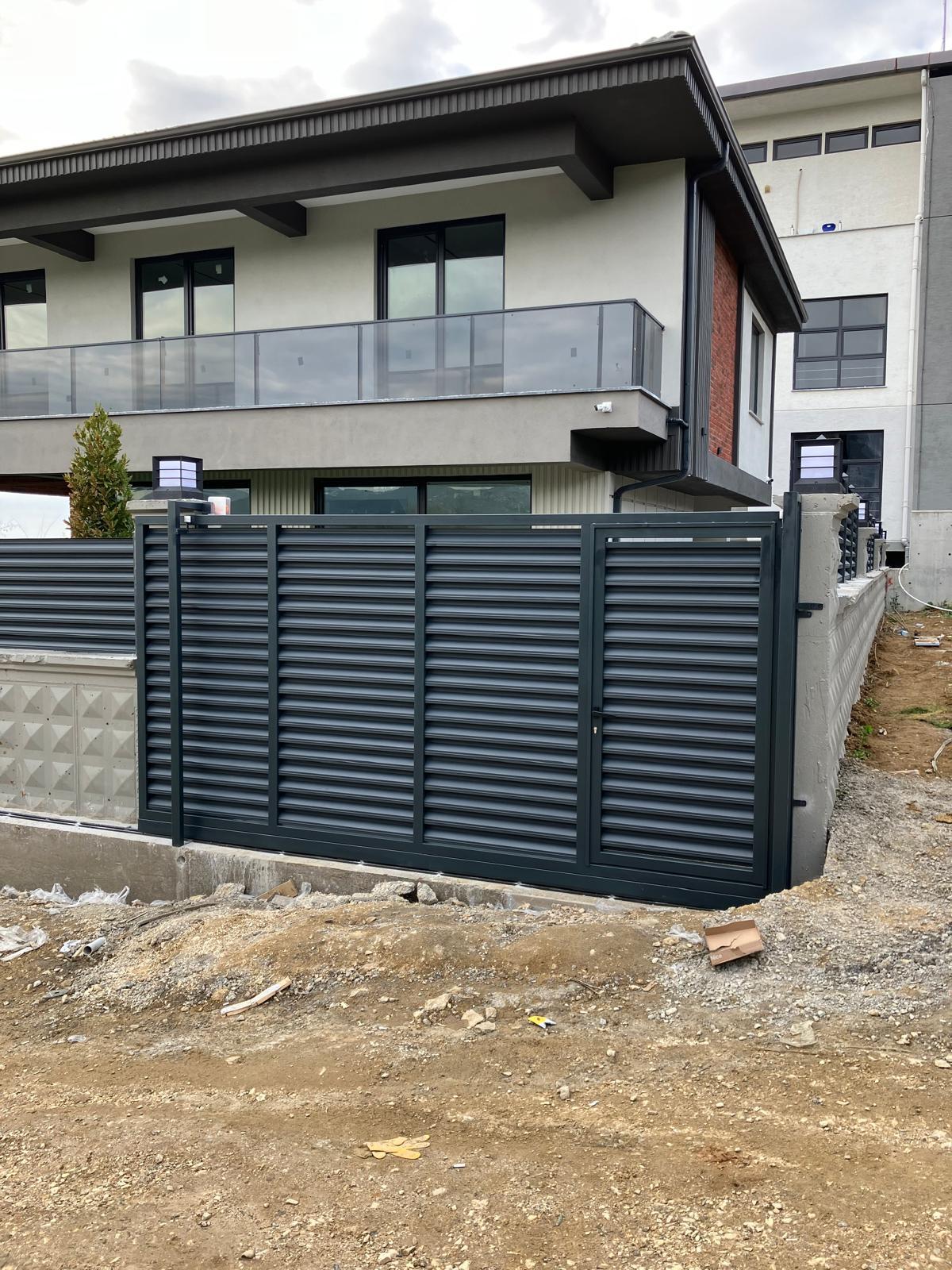 c2e22b61-364b-46d3-8940-0f1a0798f5c9