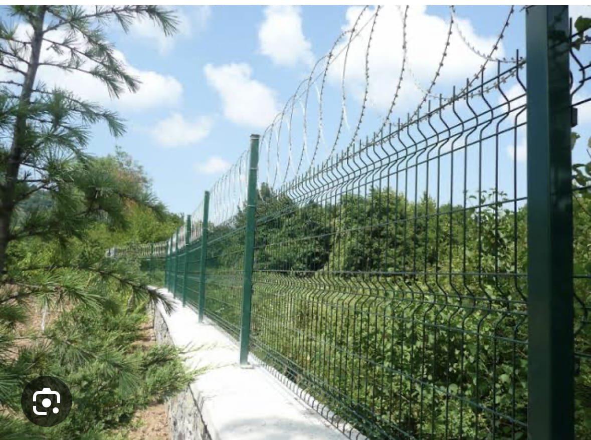 e11482b3-4e46-4c2c-b84c-280de0994b57